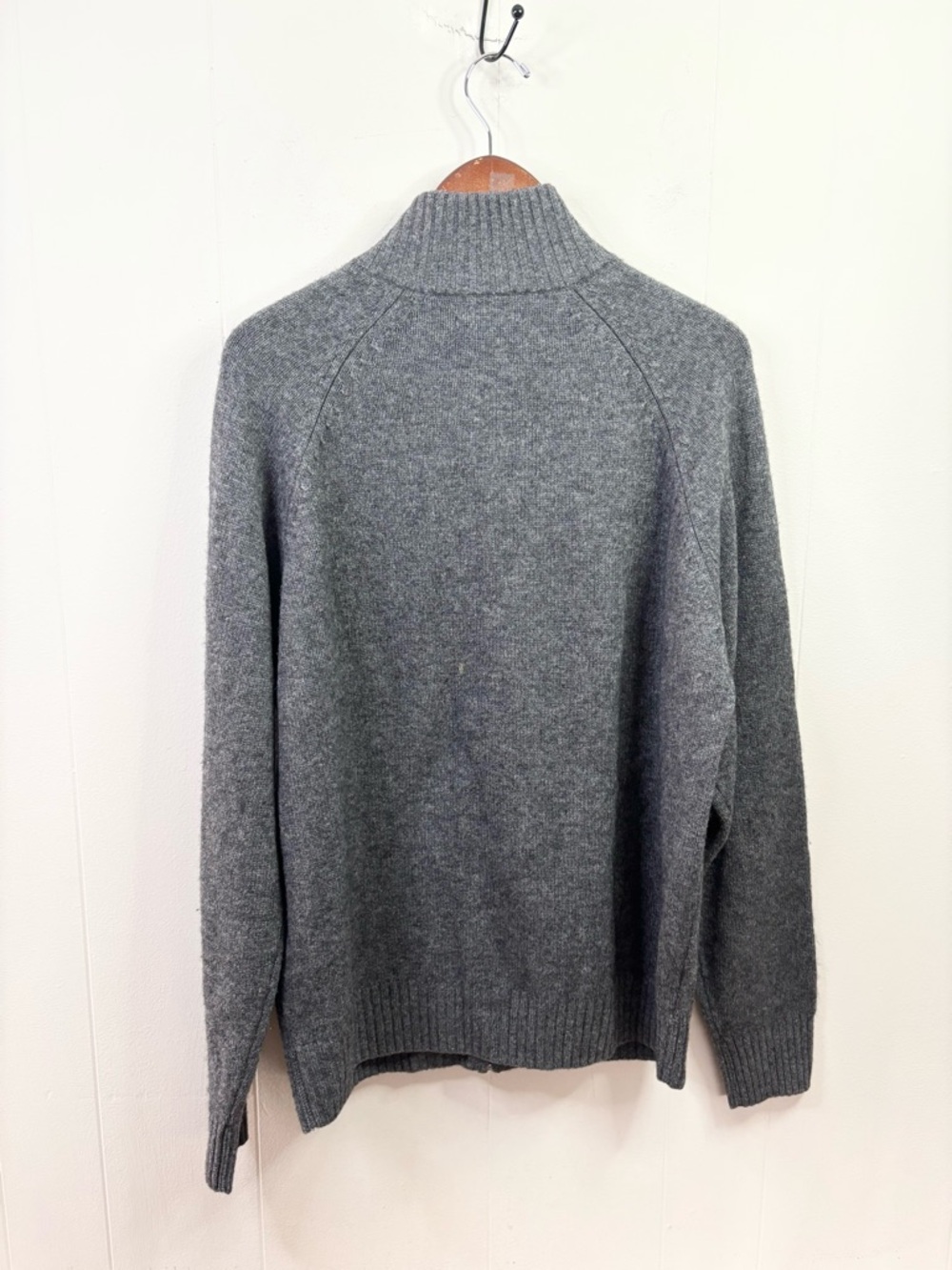 L Pure 100% 2 ply cashmere grey full zip sweater men’s size XL - Picture 3 of 3